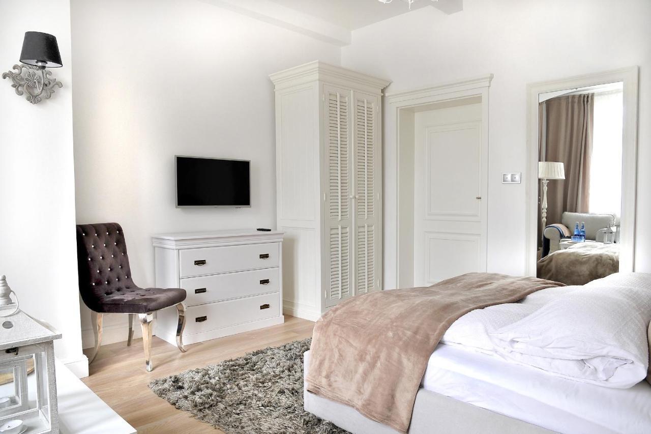 Villa Celine Мєлно Екстер'єр фото