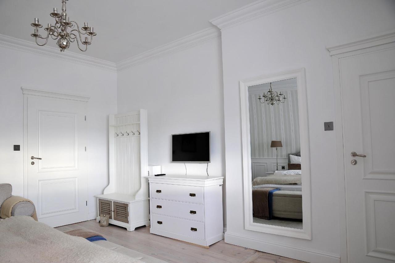Villa Celine Мєлно Екстер'єр фото